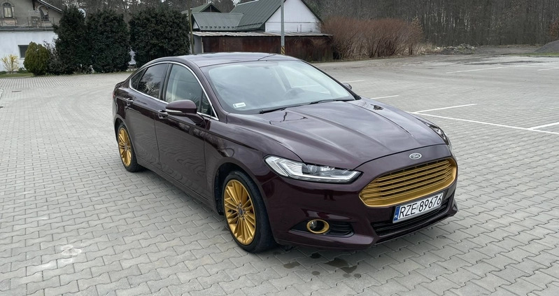 Ford Fusion cena 33500 przebieg: 229840, rok produkcji 2013 z Koluszki małe 326